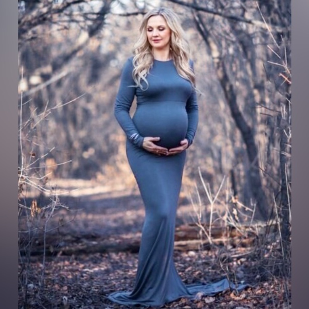 Maternity Dress for Photo Shoot, Baby Shower or Wedding
